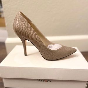 Sexy Style & Co Taupe Heels
